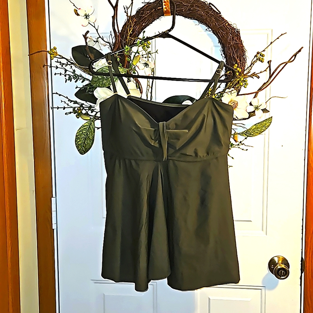 Hilar Tankini Top